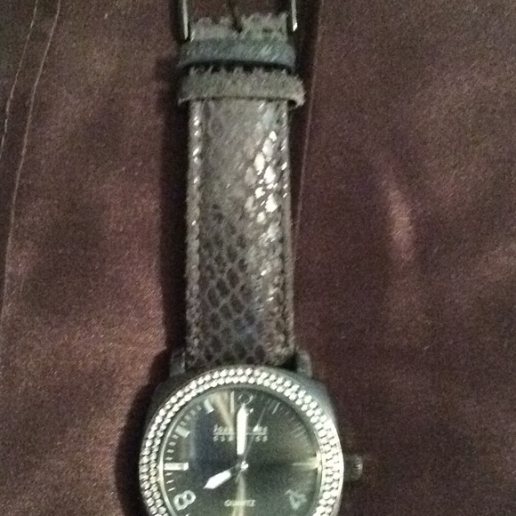 Joan Rivers Watch - Picture 2 of 4